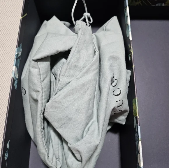 Gucci Mules - Picture 3 of 6